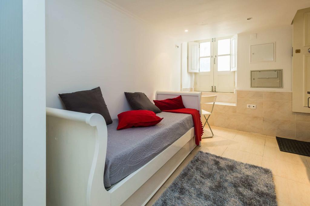 Low Cost - Historic City Center Rc Apartament Lisboa Zewnętrze zdjęcie